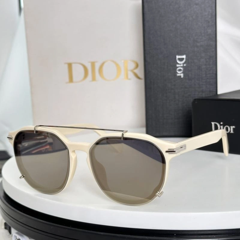 Christian Dior Sunglasses WellDesigned 278903