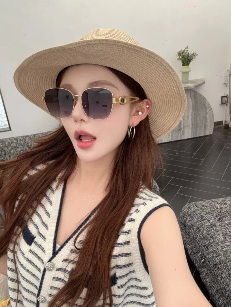 Christian Dior Sunglasses FashionForward 278892