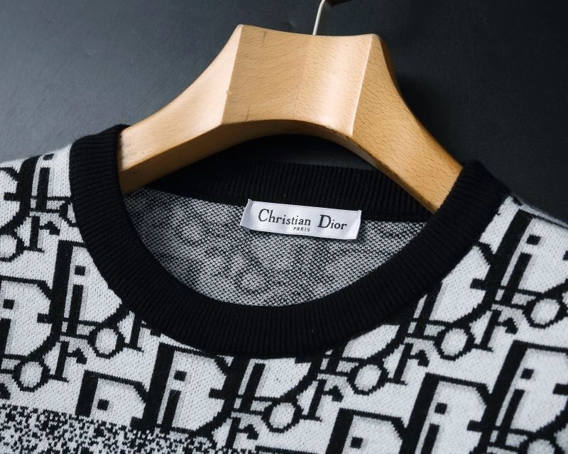 Minimalist Christian Dior Sweaters 117823