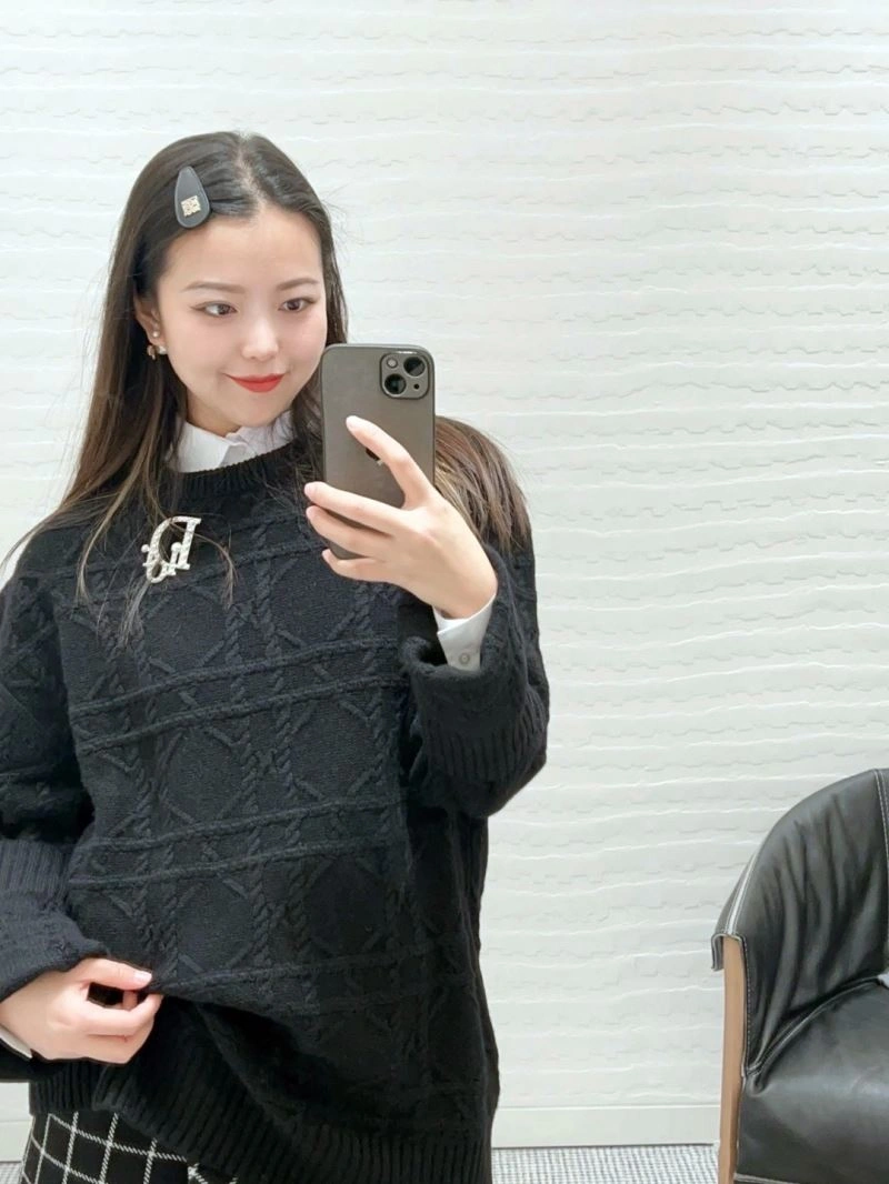 Tailored Christian Dior Sweaters 117472