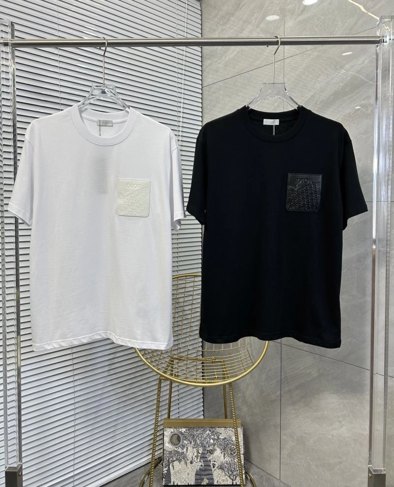Sleek Christian Dior T-Shirts 117572