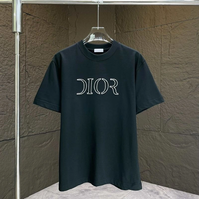 Cozy Christian Dior T-Shirts 117580