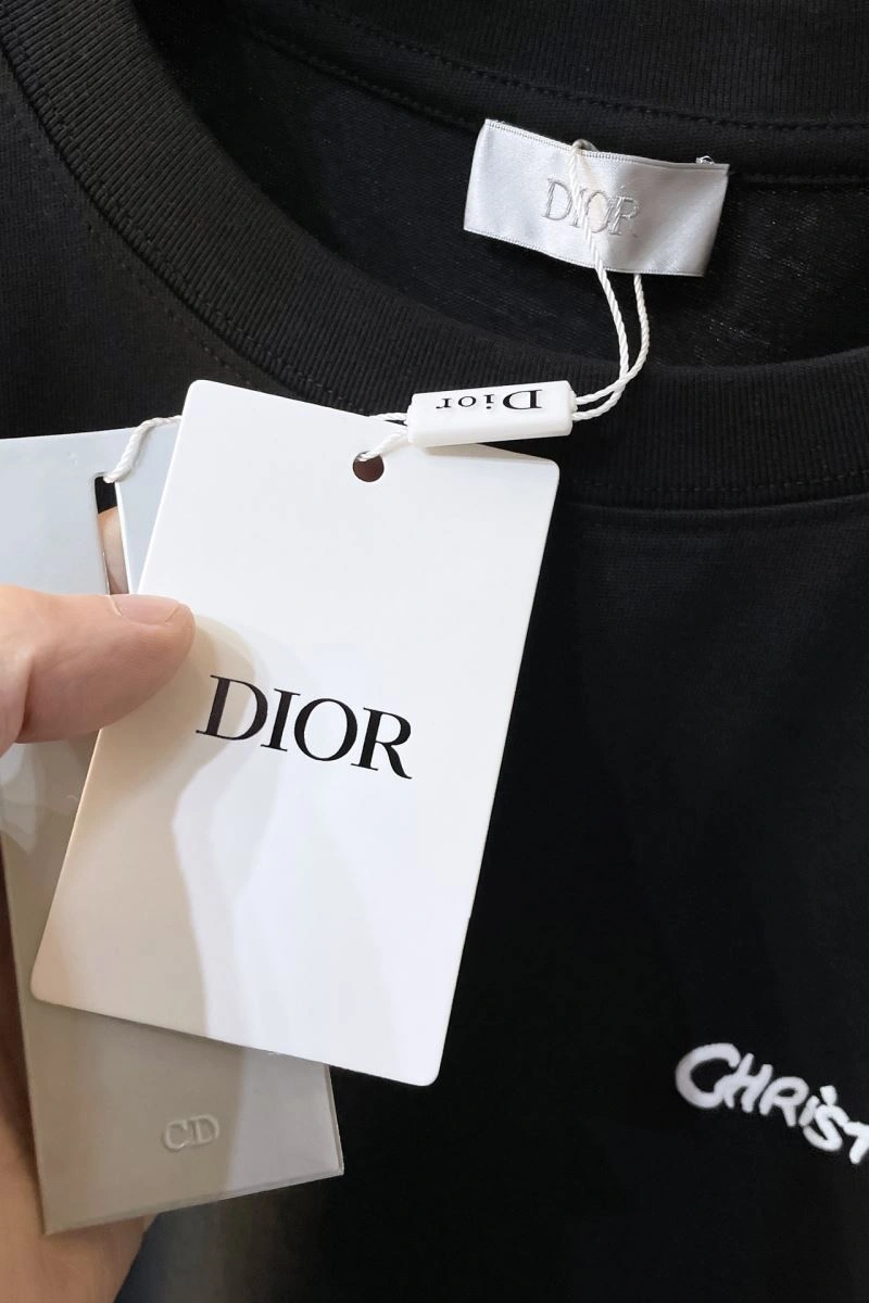 Christian Dior T-Shirts ModernLook 117689
