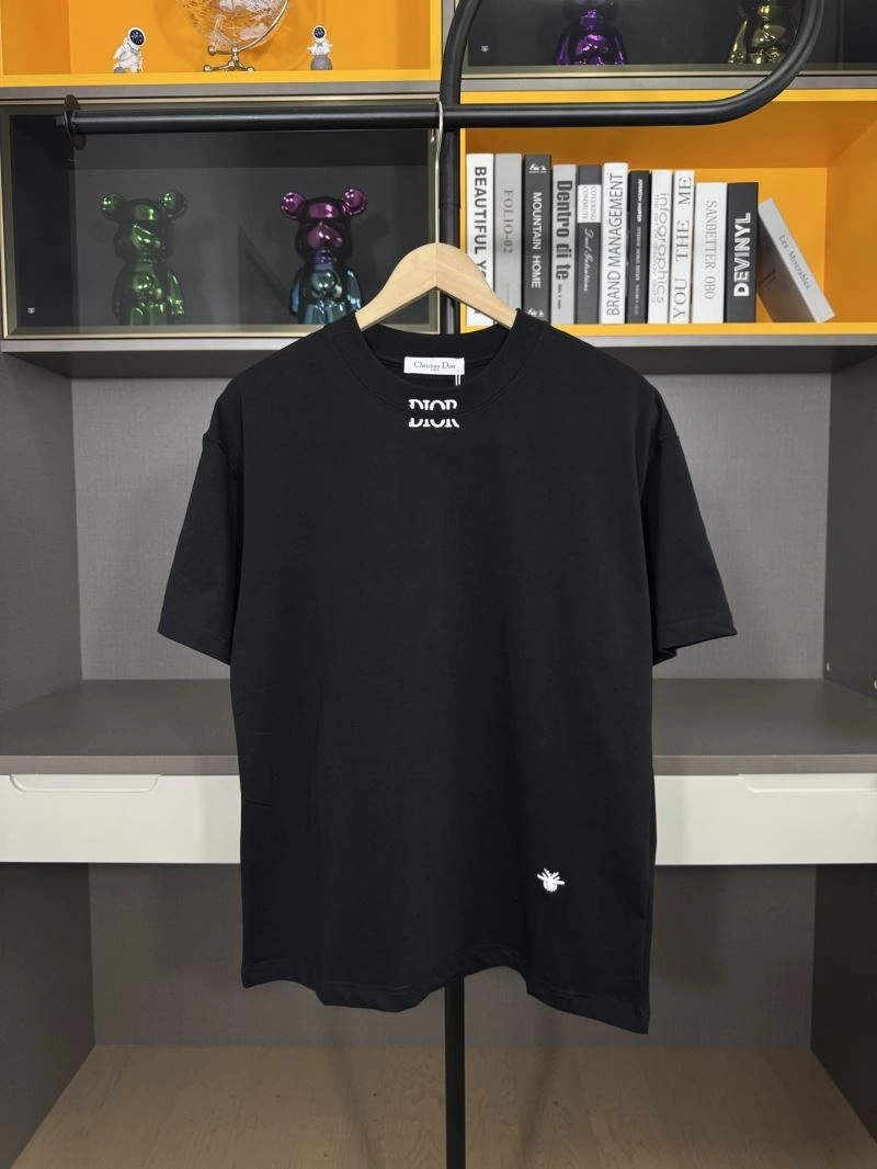 Christian Dior T-Shirts Trendsetting 117042