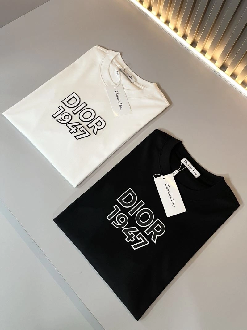 Sustainable Christian Dior T-Shirts 116720