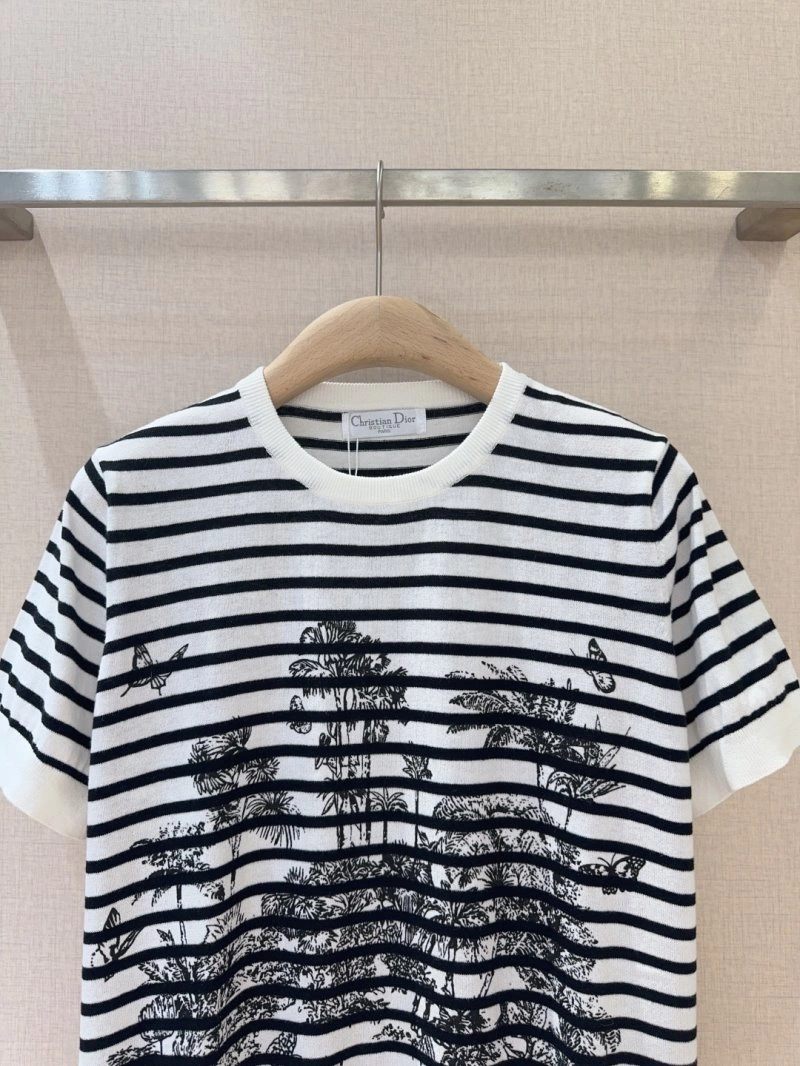 Trendy Christian Dior T-Shirts 112782