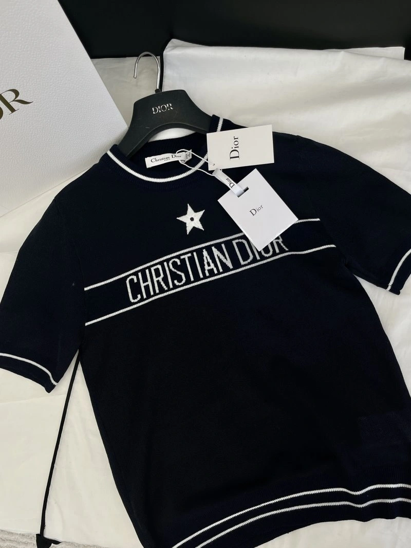 Flexible Christian Dior T-Shirts 112703