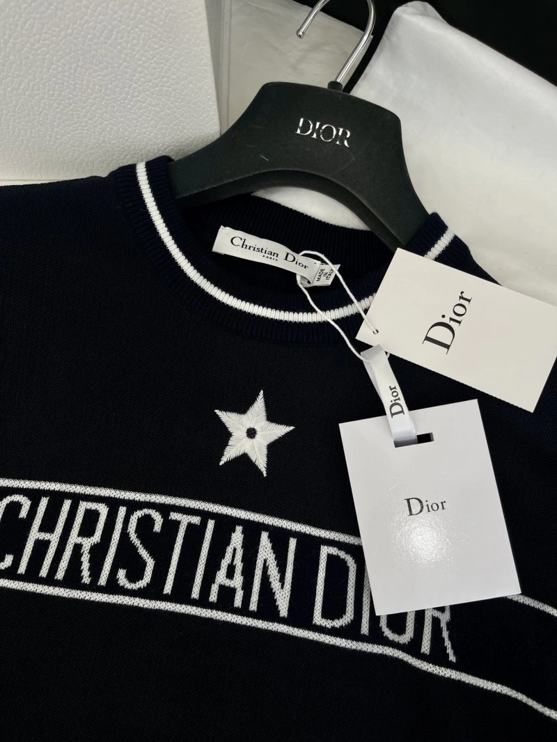 Flexible Christian Dior T-Shirts 112703