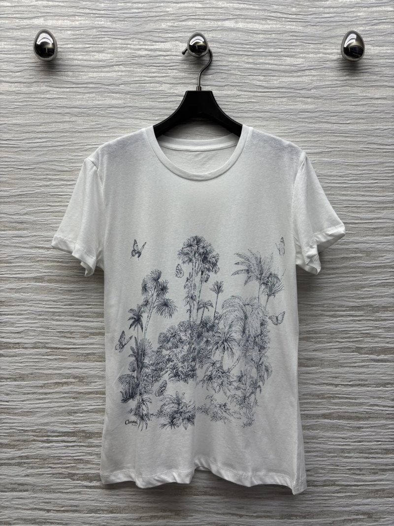 Vibrant Christian Dior T-Shirts 112692