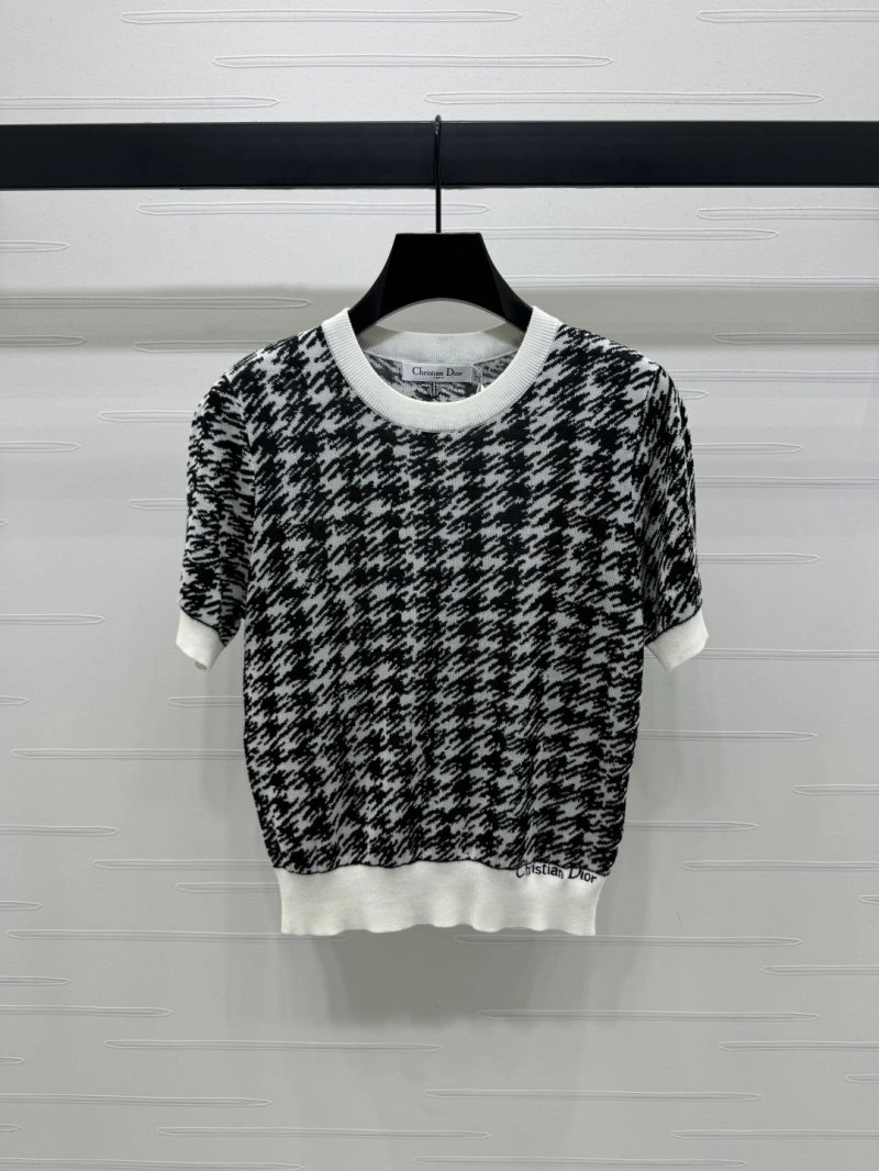 Sporty Christian Dior T-Shirts 114192