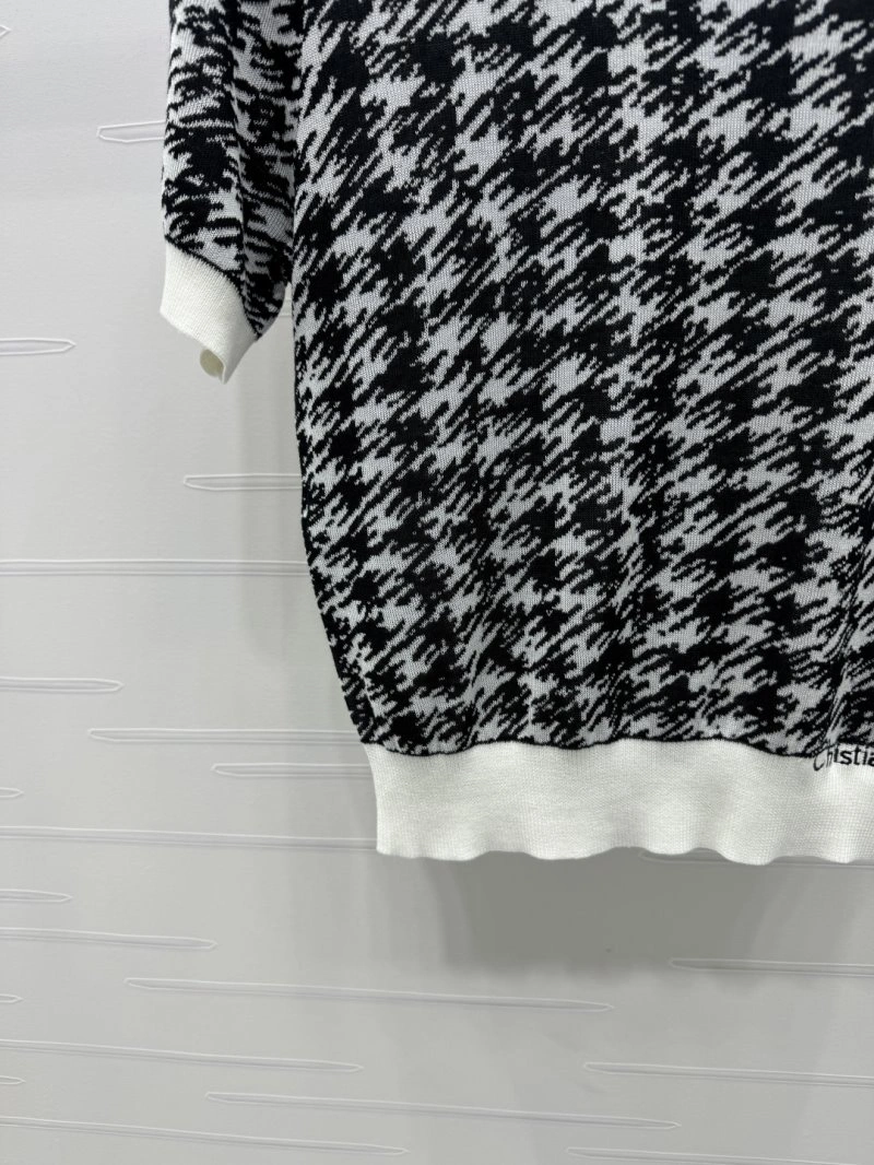 Sporty Christian Dior T-Shirts 114192