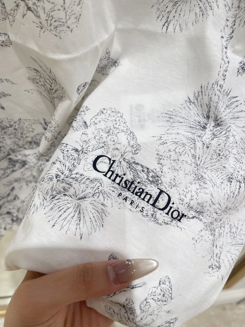 UrbanChic Christian Dior T-Shirts 114180