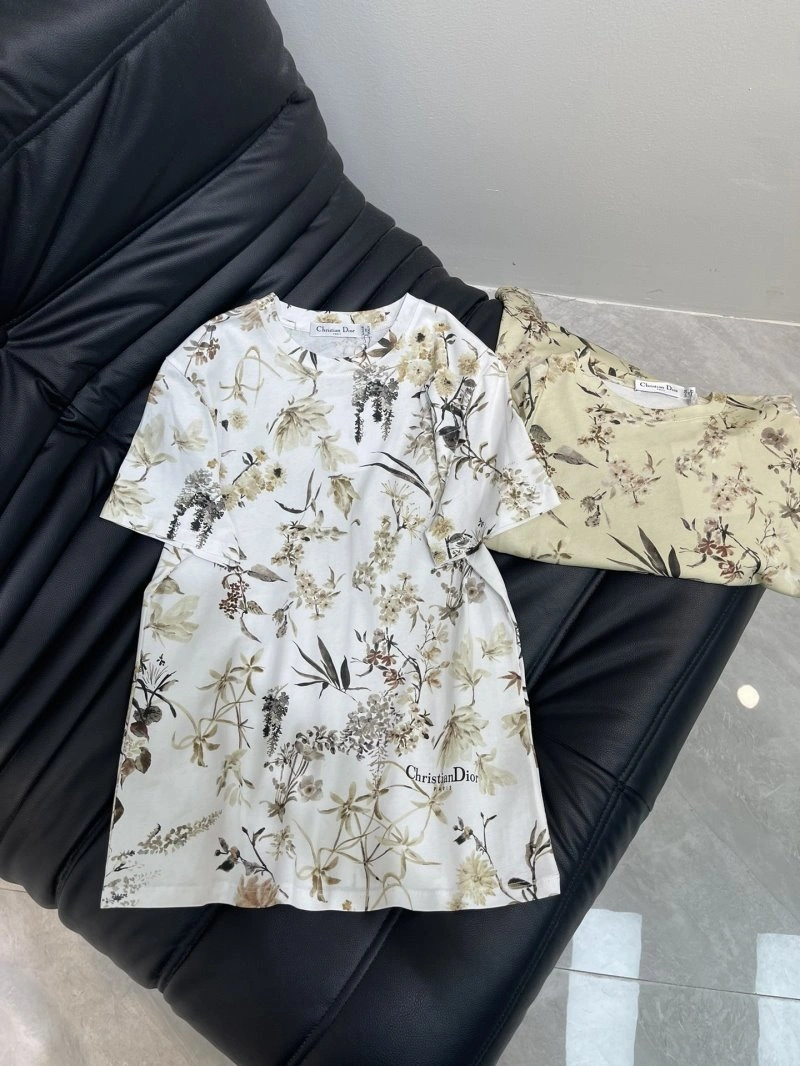 Christian Dior T-Shirts Trendsetting 111949