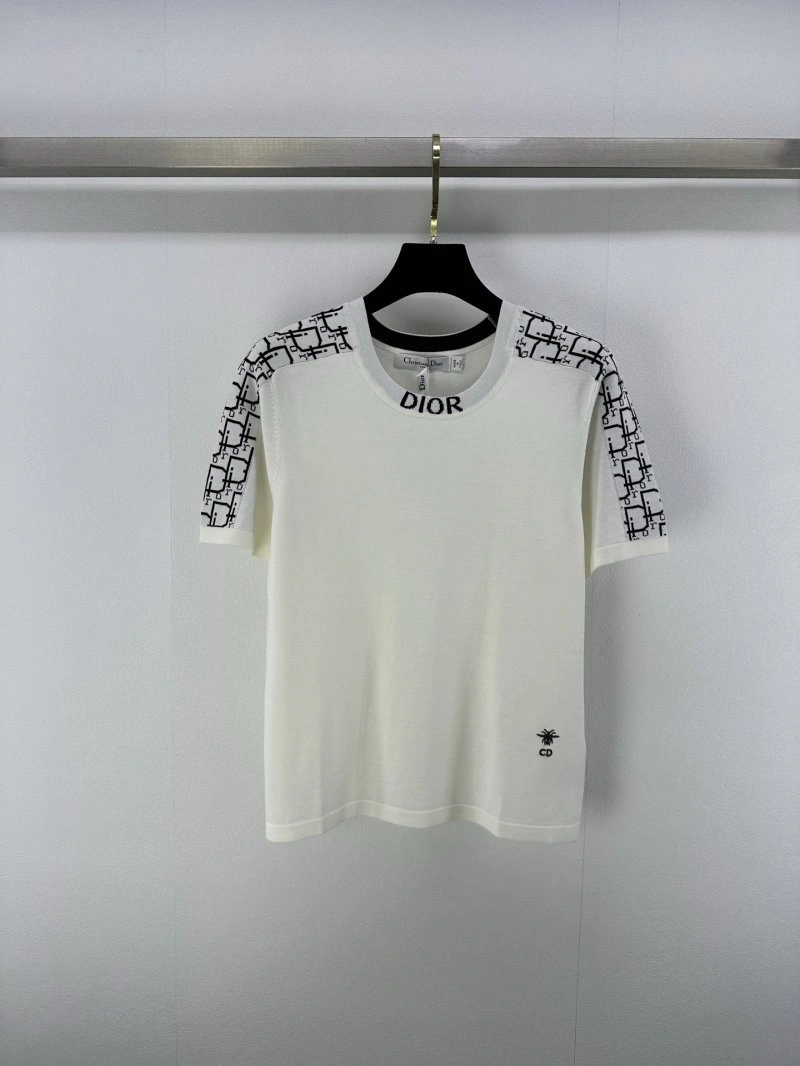 Bold Christian Dior T-Shirts 111816