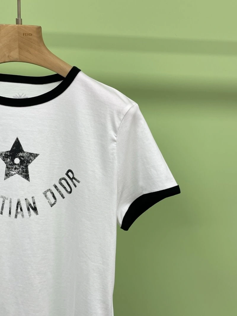 Versatile Christian Dior T-Shirts 111774