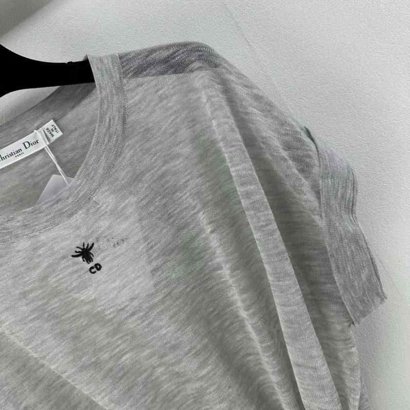 Effortless Christian Dior T-Shirts 111707