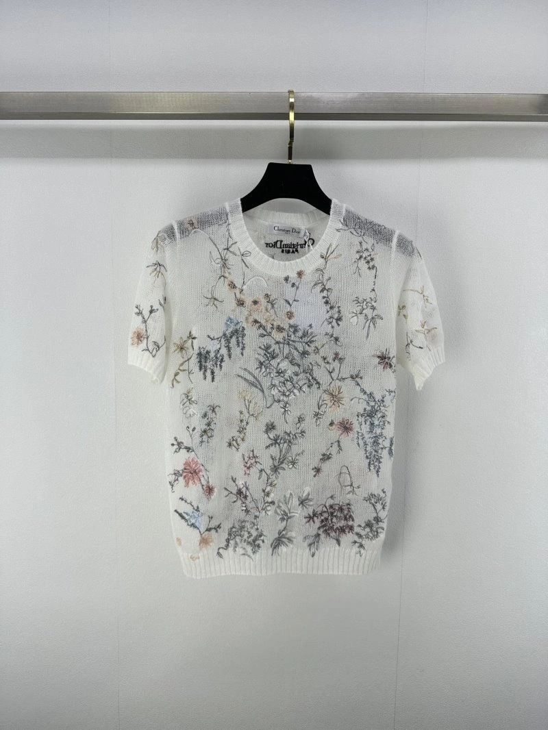 Christian Dior T-Shirts Sleek 111680