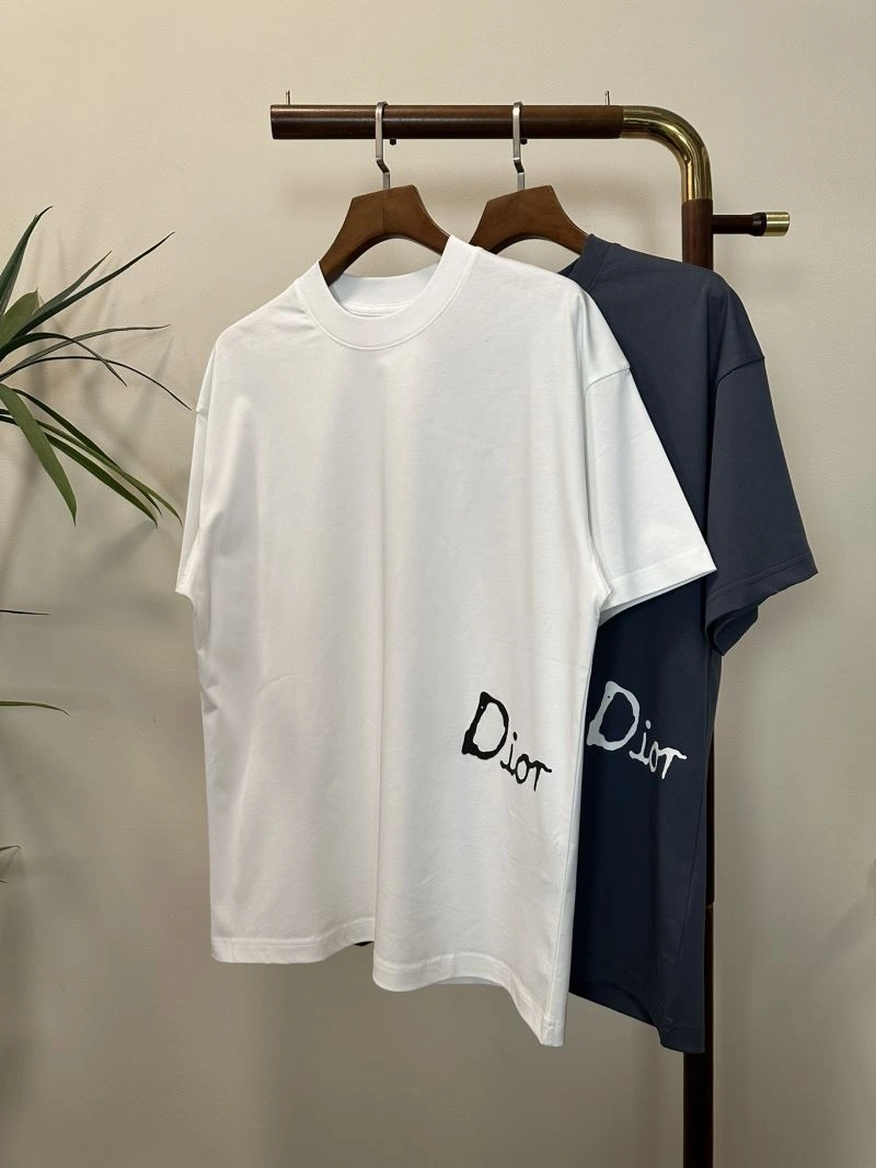Sleek Christian Dior T-Shirts 116505