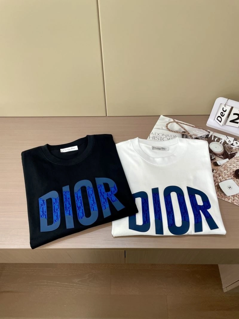 Christian Dior T-Shirts Youthful 116491