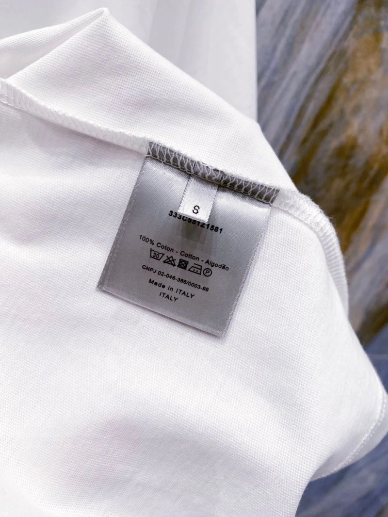Cozy Christian Dior T-Shirts 116490