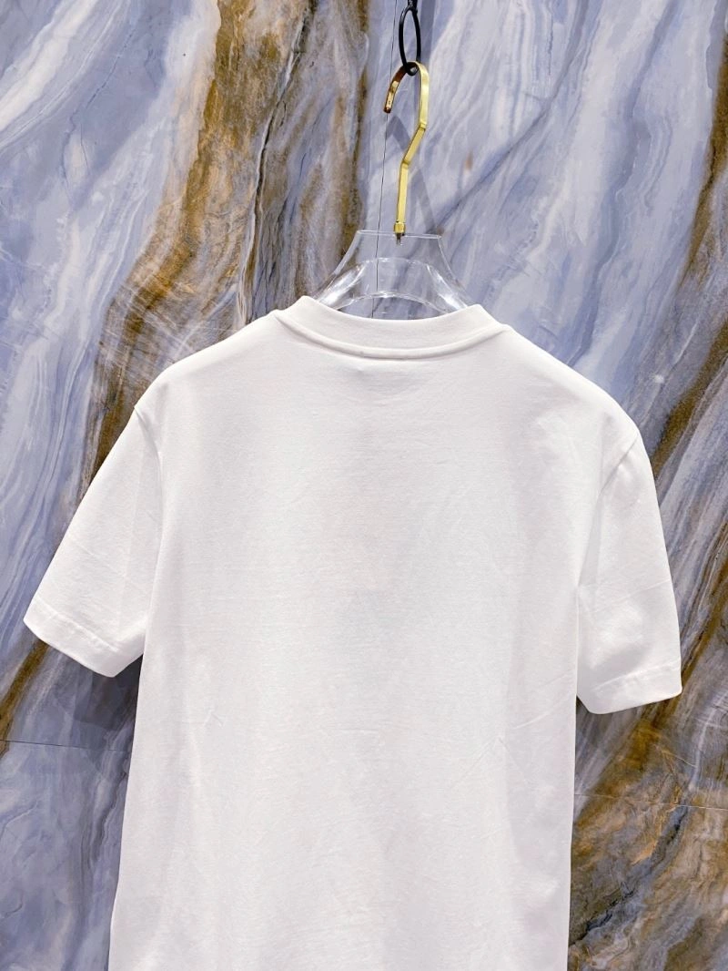 Cozy Christian Dior T-Shirts 116490