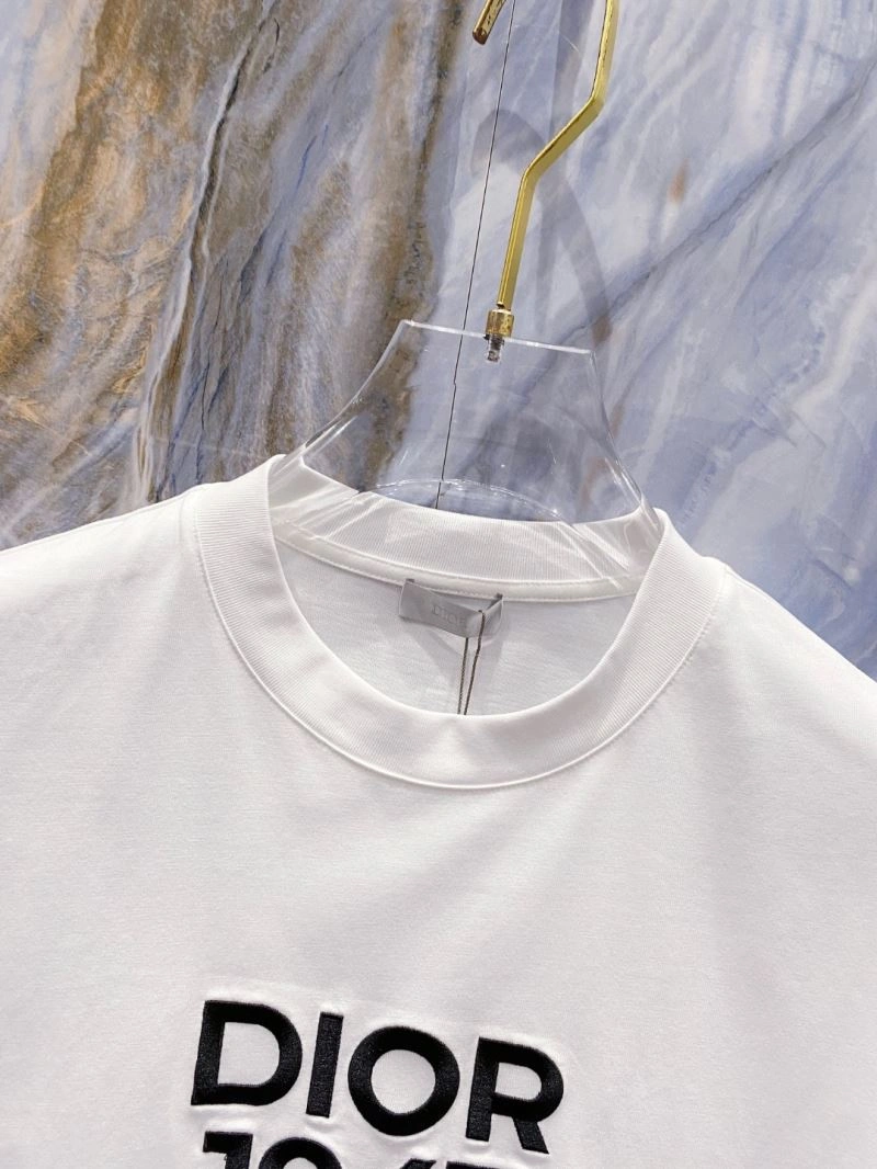 Cozy Christian Dior T-Shirts 116490