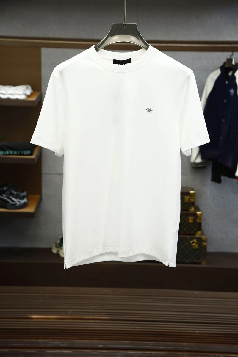 Minimalist Christian Dior T-Shirts 116410
