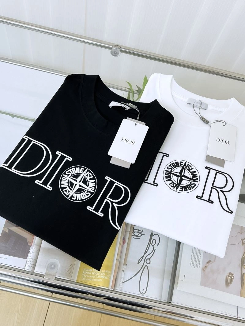 Lightweight Christian Dior T-Shirts 116407