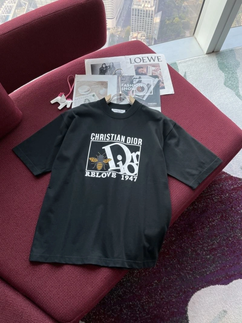 Sleek Christian Dior T-Shirts 116375