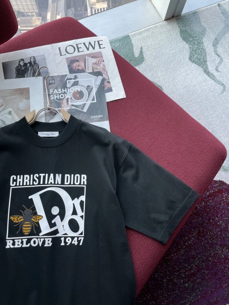 Sleek Christian Dior T-Shirts 116375