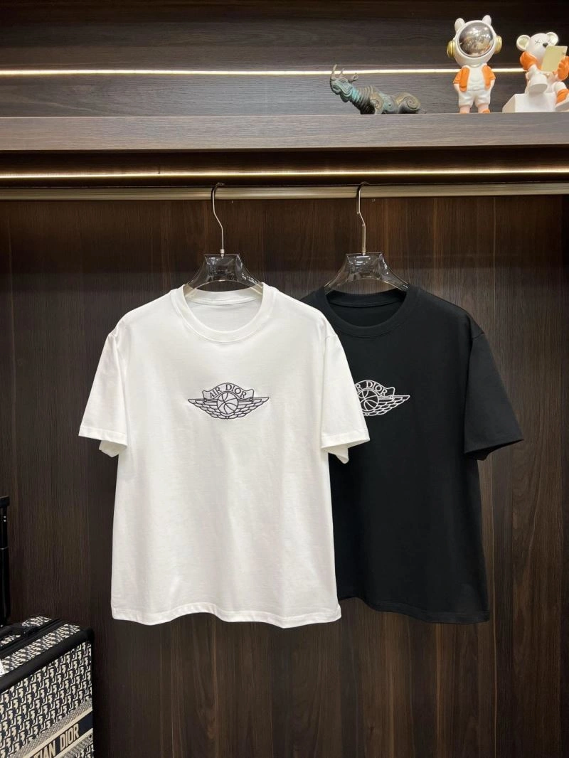 Modern Christian Dior T-Shirts 116364