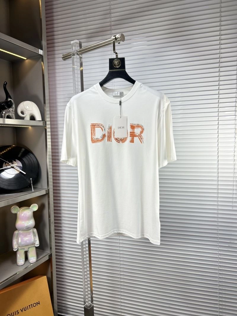 Resilient Christian Dior T-Shirts 116052