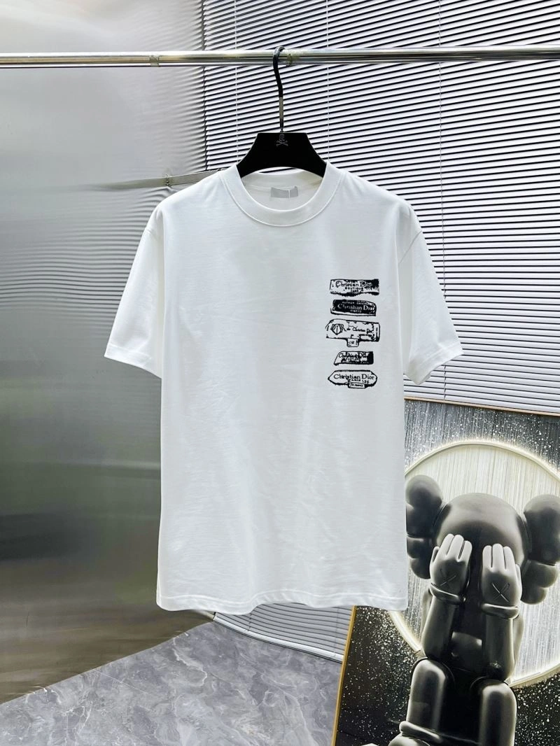 Effortless Christian Dior T-Shirts 116039