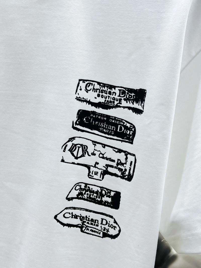 Effortless Christian Dior T-Shirts 116039