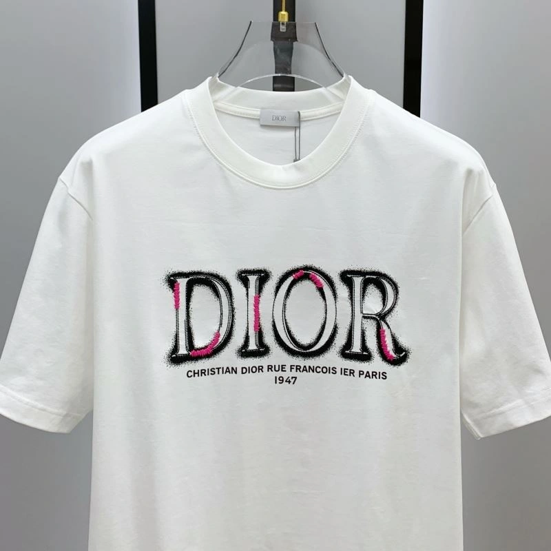 Stylish Christian Dior T-Shirts 115932