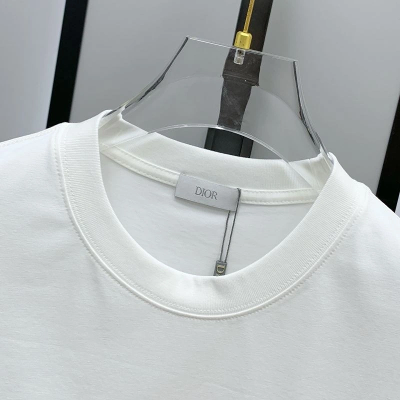 Stylish Christian Dior T-Shirts 115932