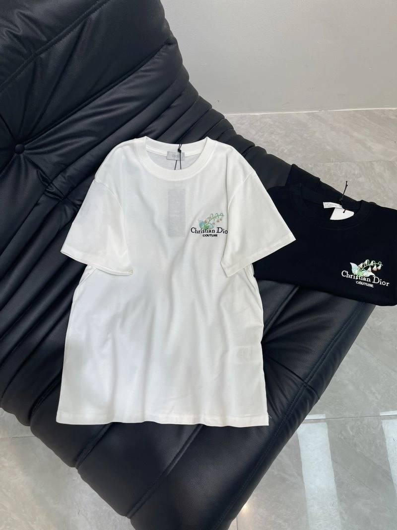 Lightweight Christian Dior T-Shirts 113624