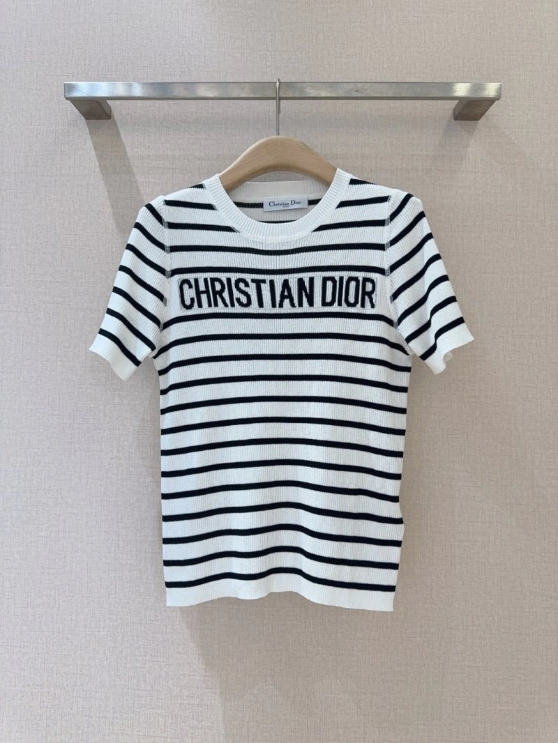 Christian Dior T-Shirts Sleek 113429