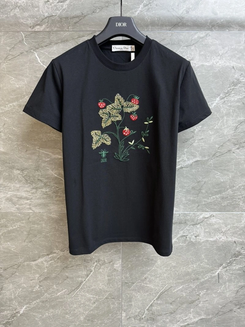 Cozy Christian Dior T-Shirts 113423