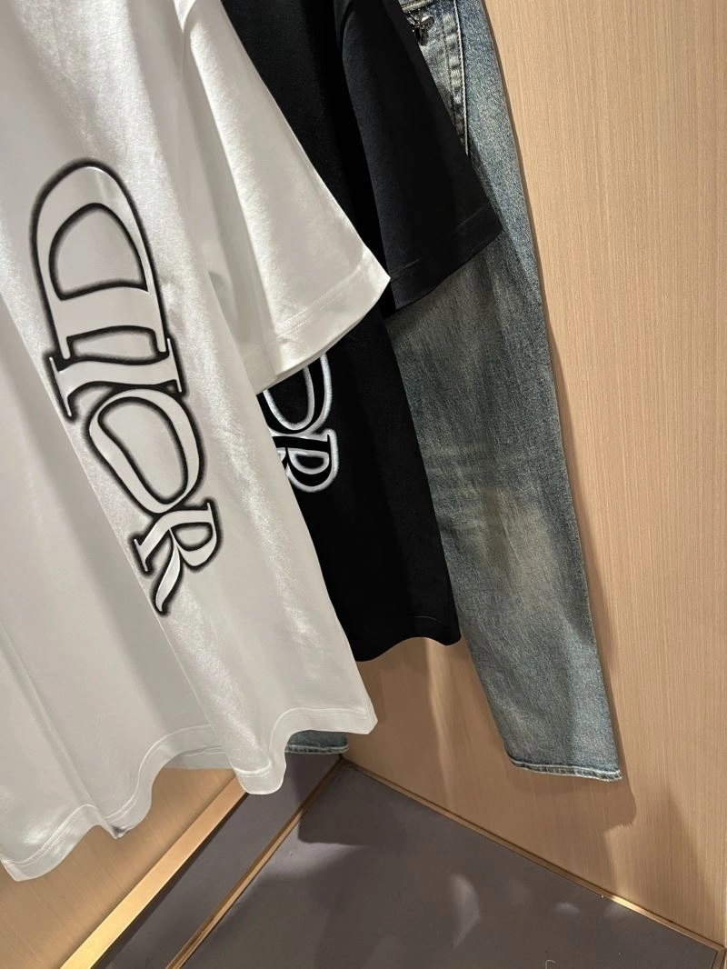 Christian Dior T-Shirts Sustainable 115583