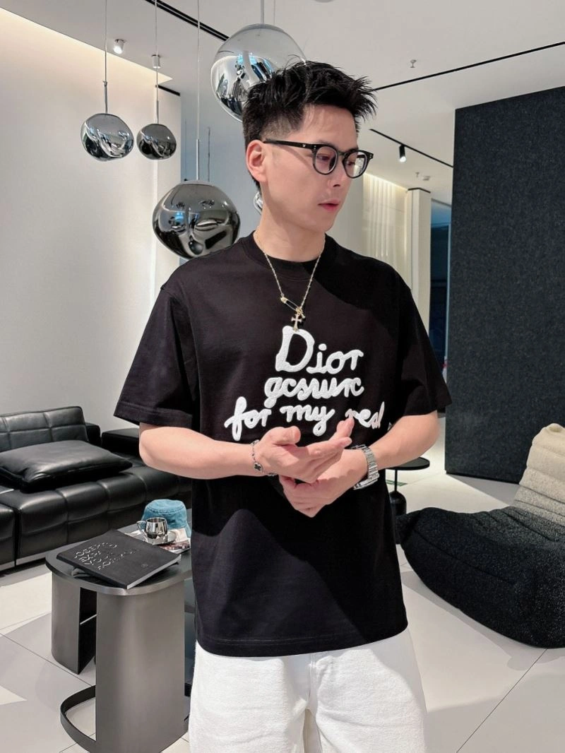 RelaxedFit Christian Dior T-Shirts 115539