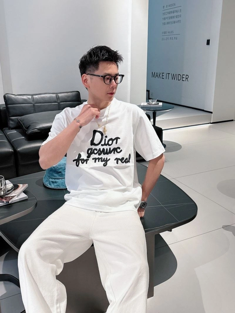 Christian Dior T-Shirts WellDesigned 115550