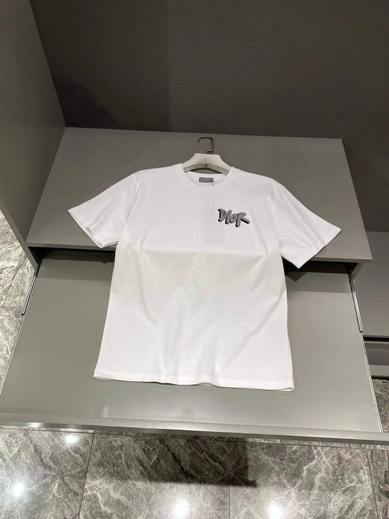 Snug Christian Dior T-Shirts 115544