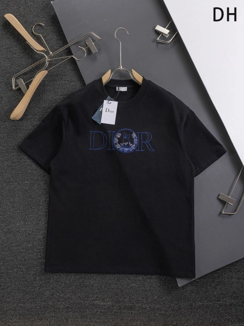 Vibrant Christian Dior T-Shirts 115525