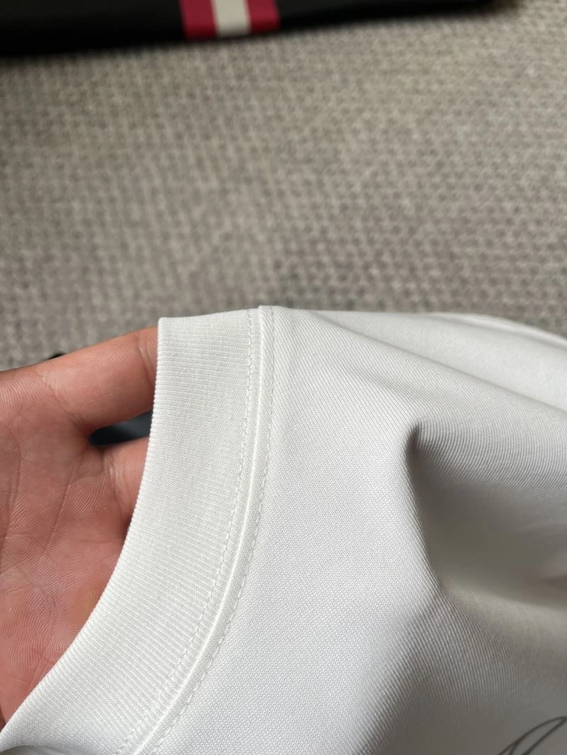 Christian Dior T-Shirts Elegant 115243