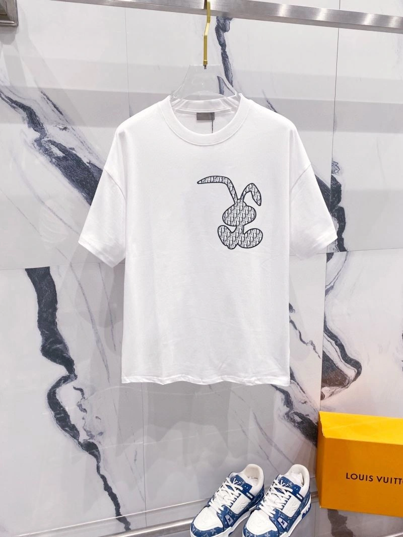 Sustainable Christian Dior T-Shirts 115242