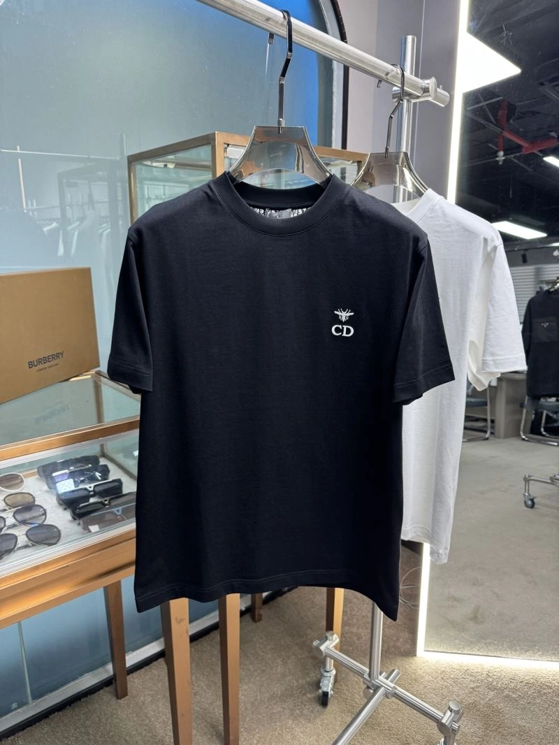 FashionForward Christian Dior T-Shirts 115229