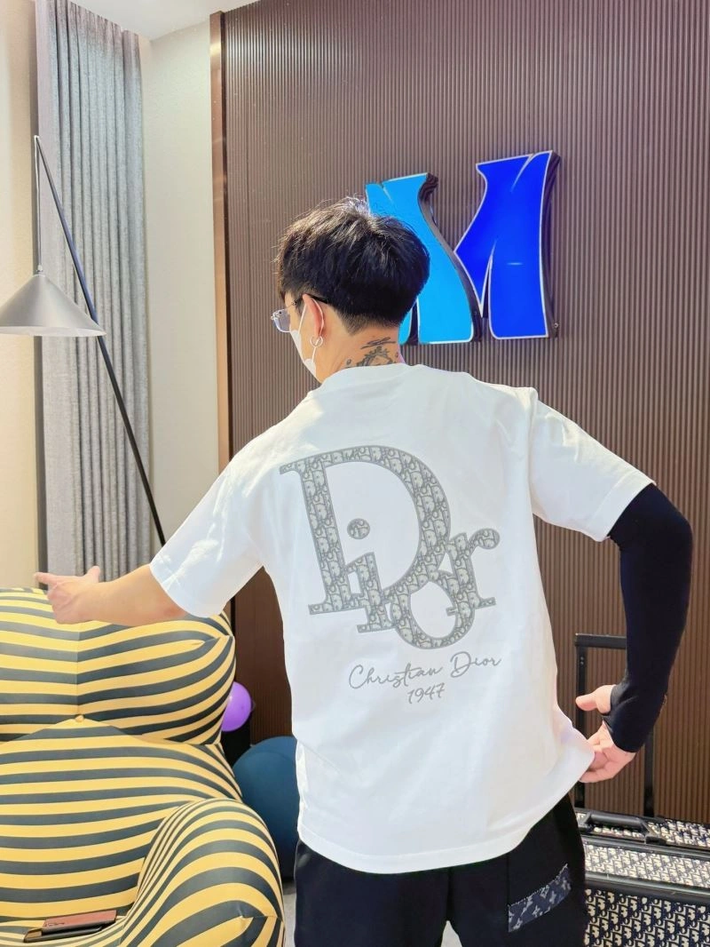 Trendsetting Christian Dior T-Shirts 115133