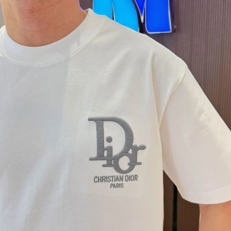 Trendsetting Christian Dior T-Shirts 115133