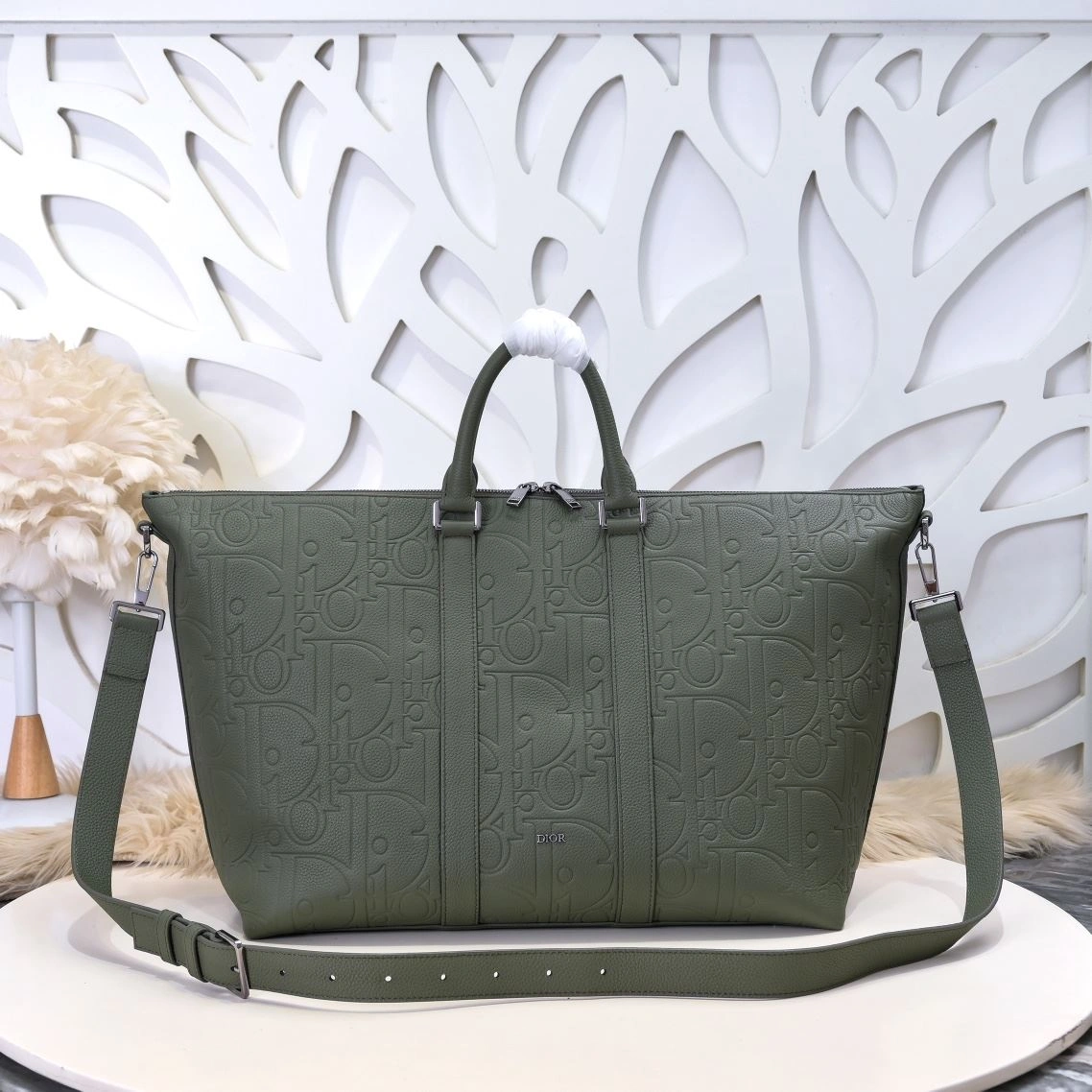 Fashionable Christian Dior Top Handle Bags 91162